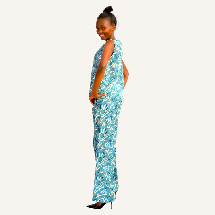 Wide leg bamboo print pants with elastic waist band