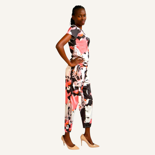 Skinny capri with elastic waist band and side drawstring