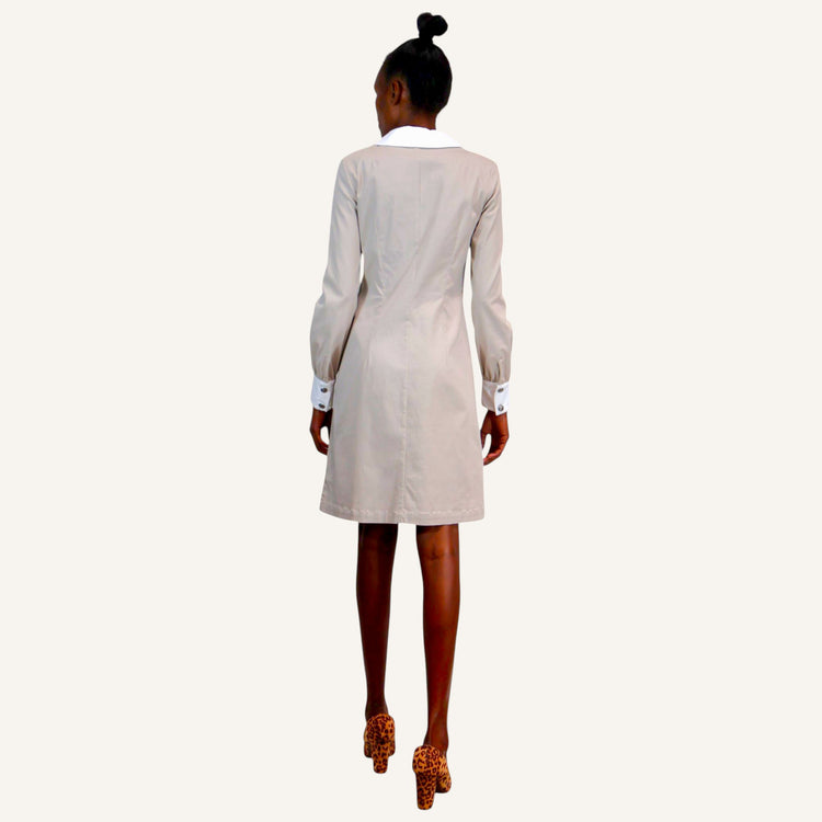 60's beige Peter pan collar dress with white collar and cuff accents