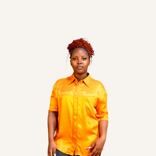 Collar button down with invisible placket and front pocket