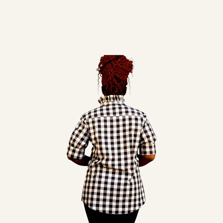Ruffled collar button down check shirt with short sleeves