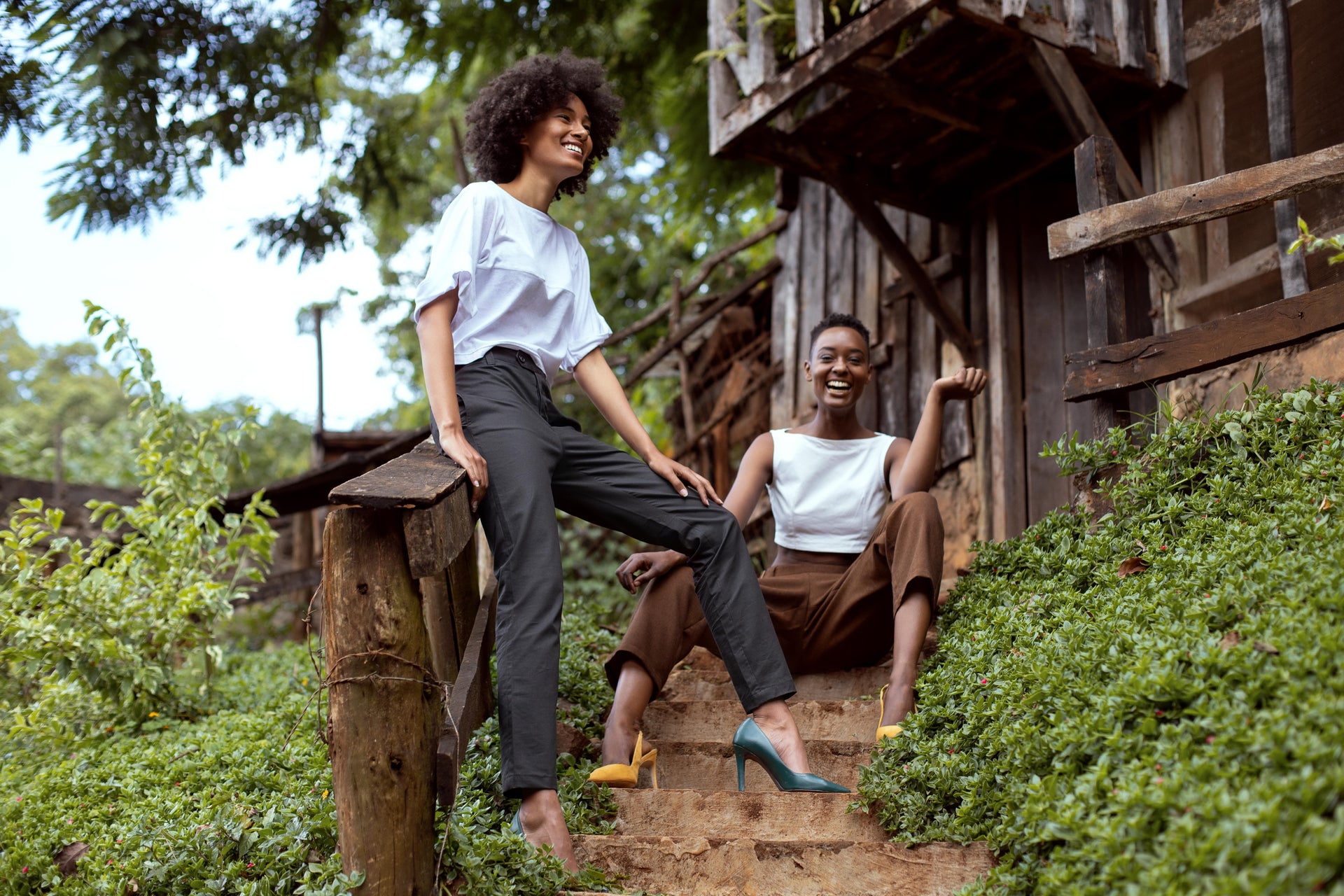 Translation missing: en.sections.video.load_video